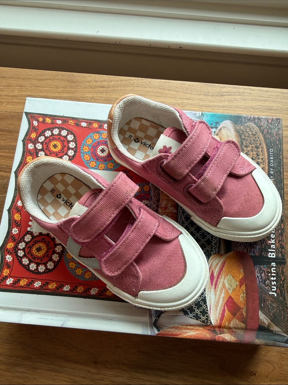 Kids Pink Victoria Canvas Velcro Sneakers